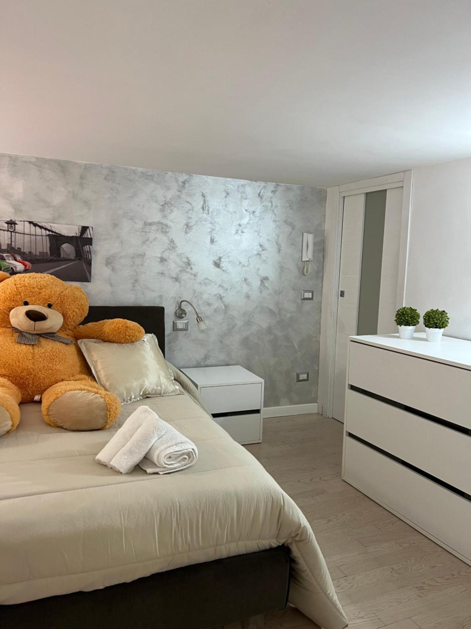 Casa De Barrio Apartment Наполи Екстериор снимка