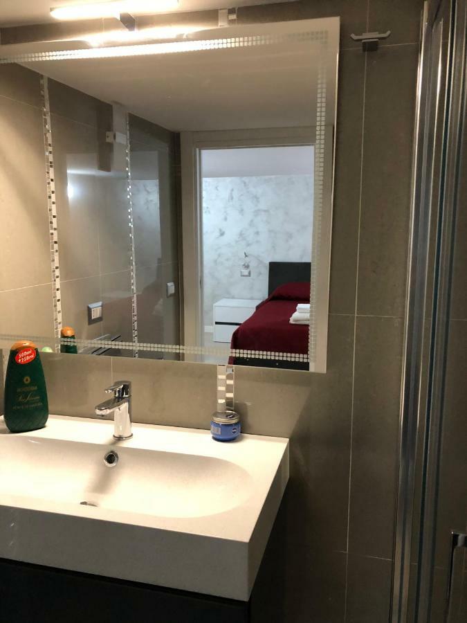 Casa De Barrio Apartment Наполи Екстериор снимка