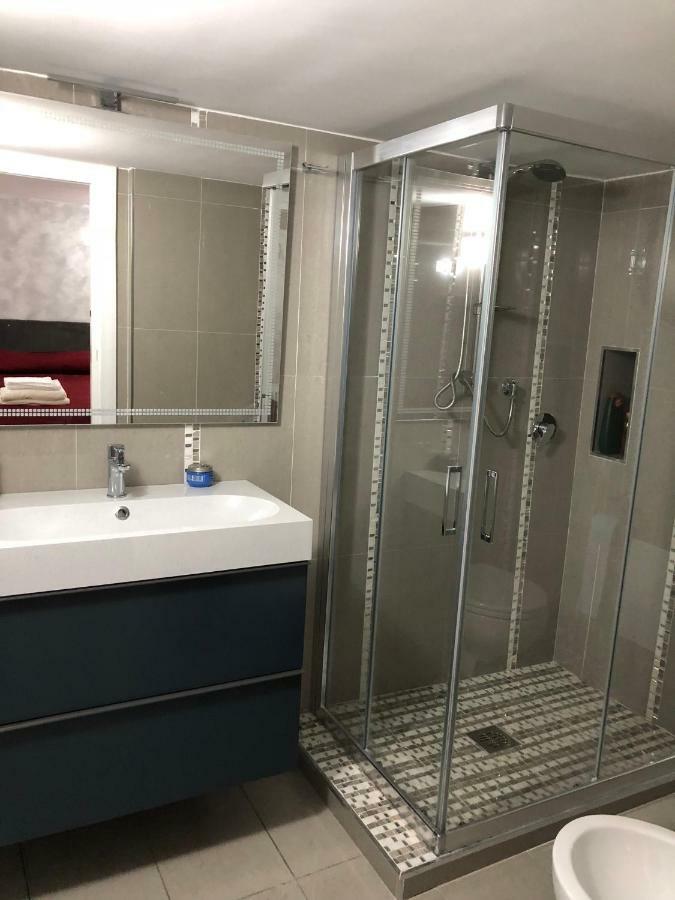 Casa De Barrio Apartment Наполи Екстериор снимка