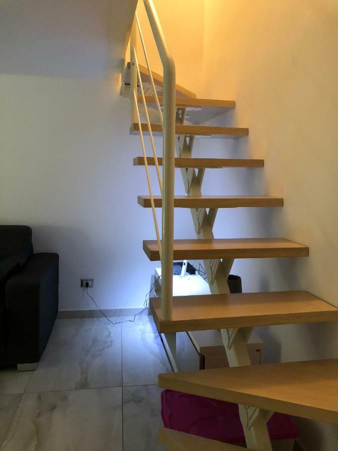 Casa De Barrio Apartment Наполи Екстериор снимка