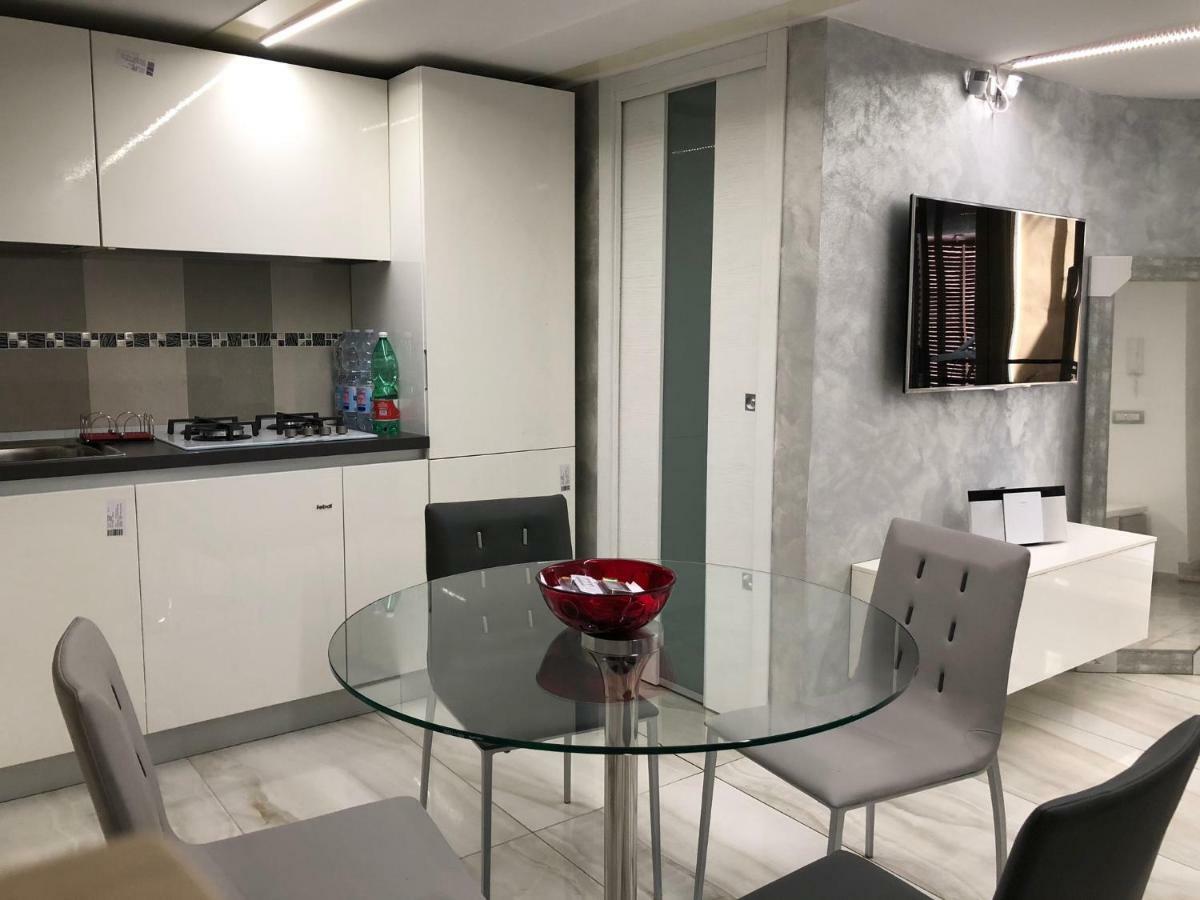 Casa De Barrio Apartment Наполи Екстериор снимка