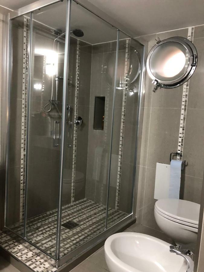 Casa De Barrio Apartment Наполи Екстериор снимка
